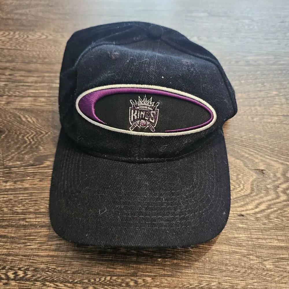 Vintage Sacramento Kings Low Profile NBA Basketball One Size Snapback Hat